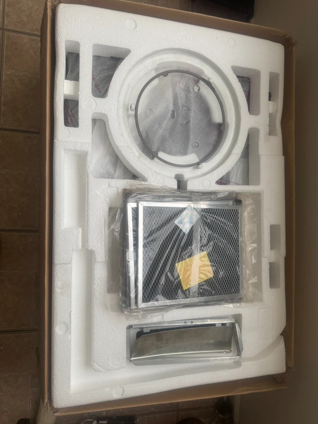 Samsung Over-the-Range Microwave - photo 3