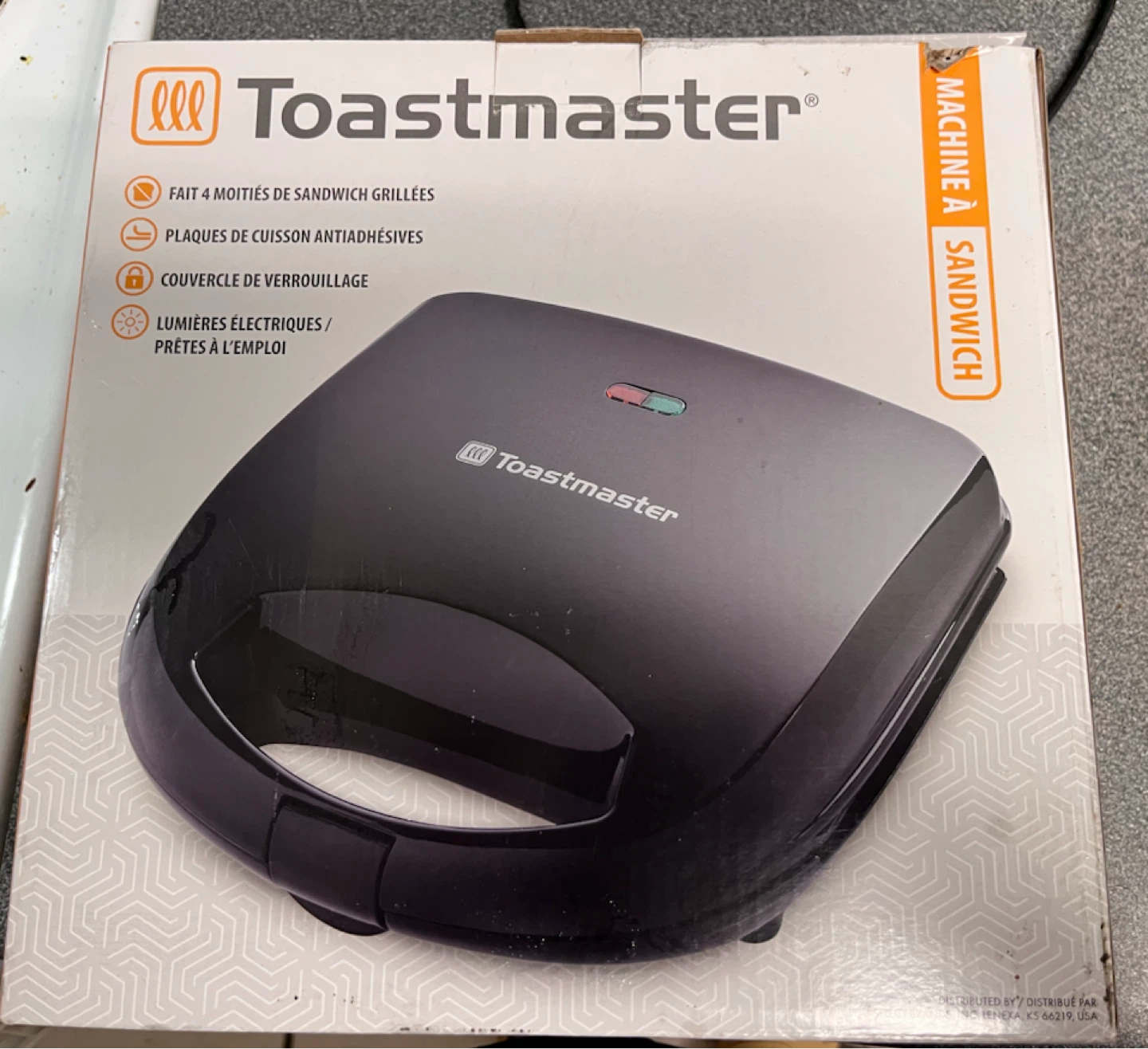 MOVING OUT SALE- Toastmaster sandwich maker - photo 3