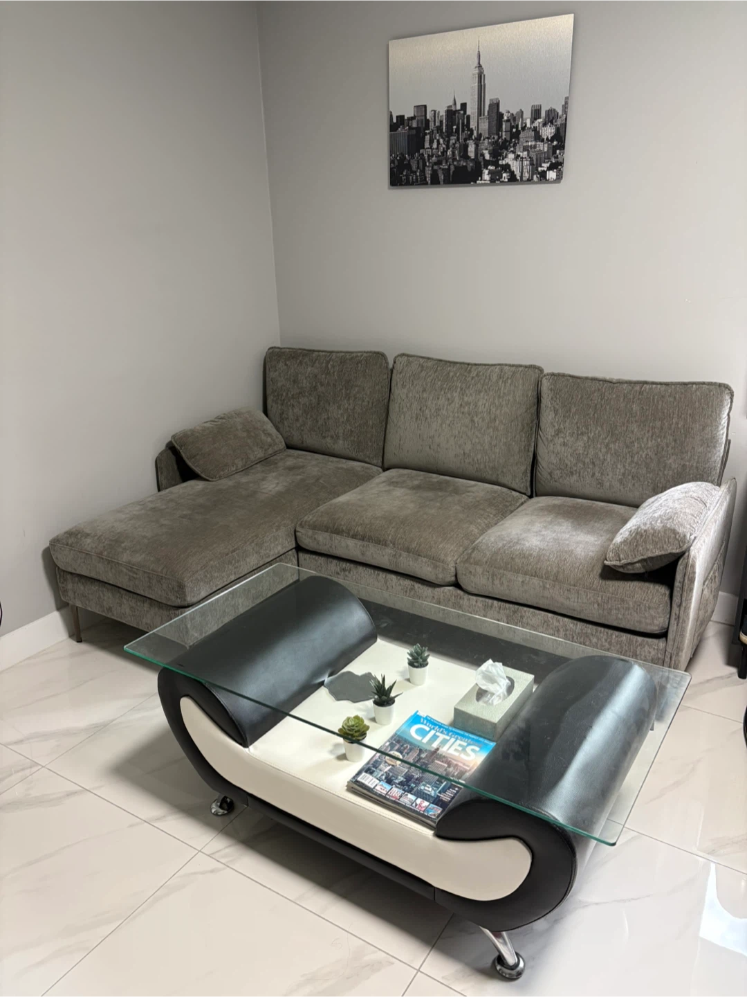 Modern Sectional Sofa with Chaise - Moving Sale - photo 2
