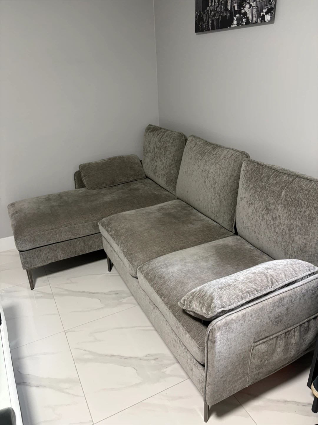 Modern Sectional Sofa with Chaise - Moving Sale - photo 3