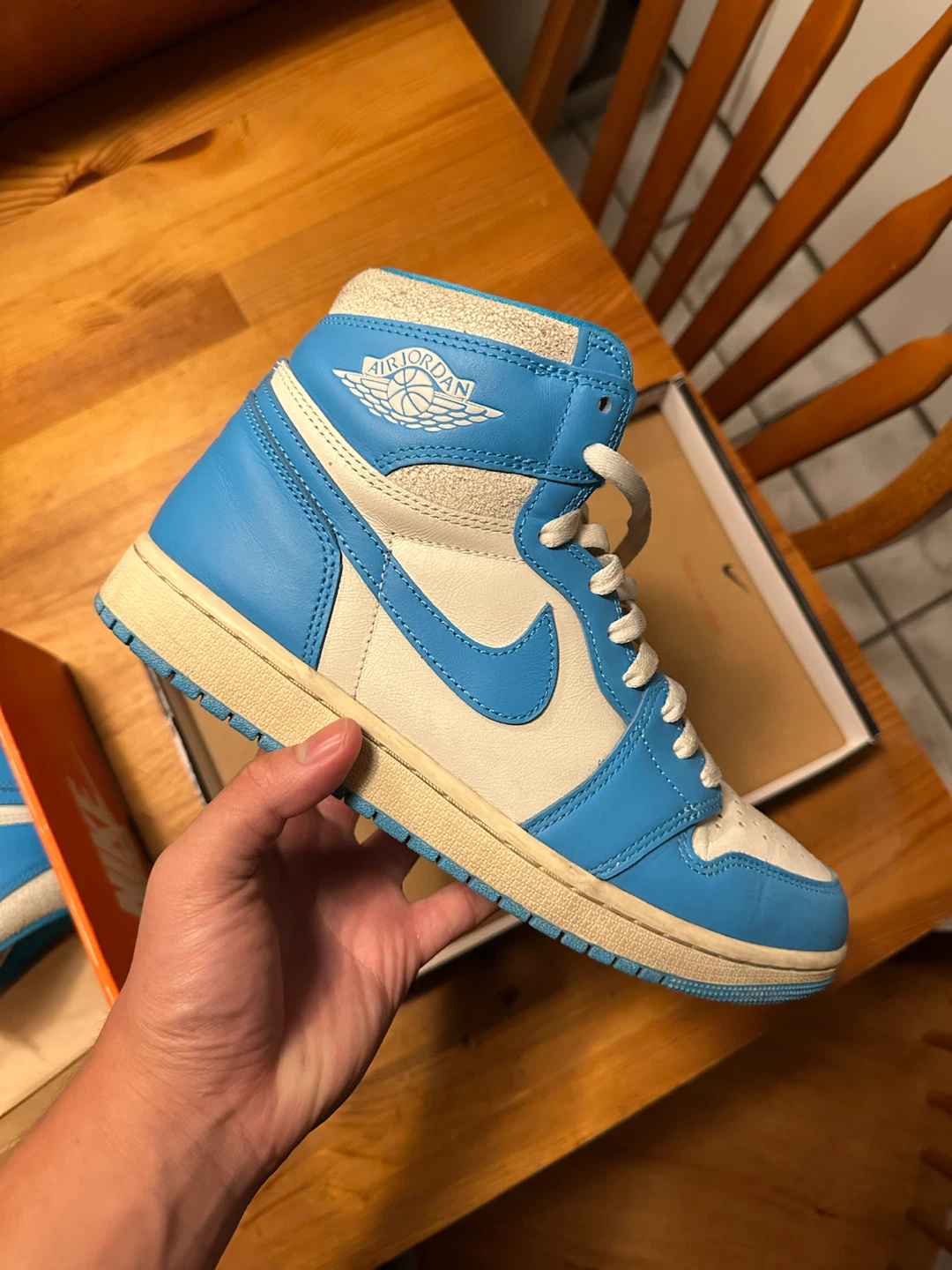 Air Jordan 1 Retro High OG 'University Blue' - photo 2