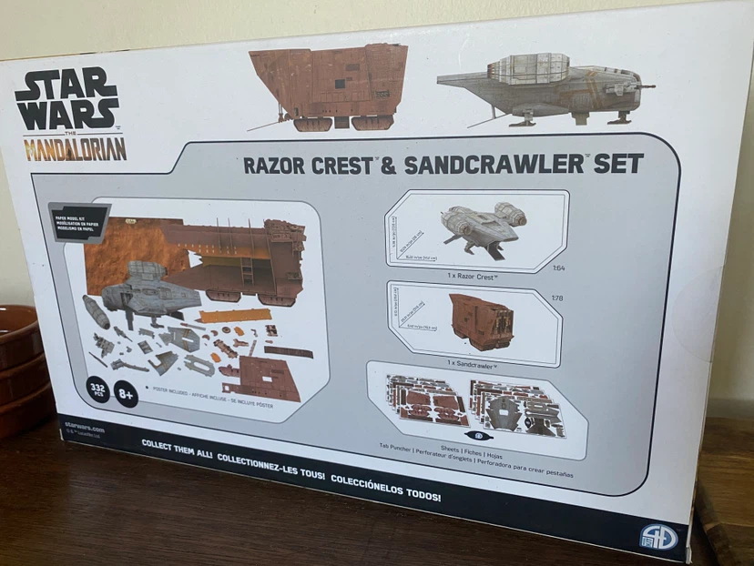 The Mandalorian Razor Crest & Sandcrawler Paper Model Kit - photo 2