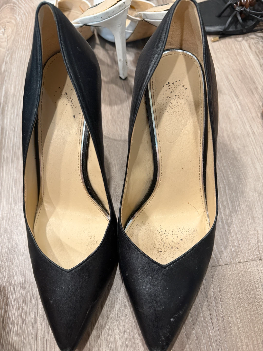 Jessica Simpson Black Pointed Toe Heels
