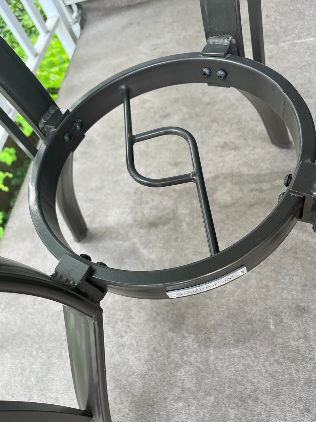 Hampton Bay Round Glass Top Patio Table