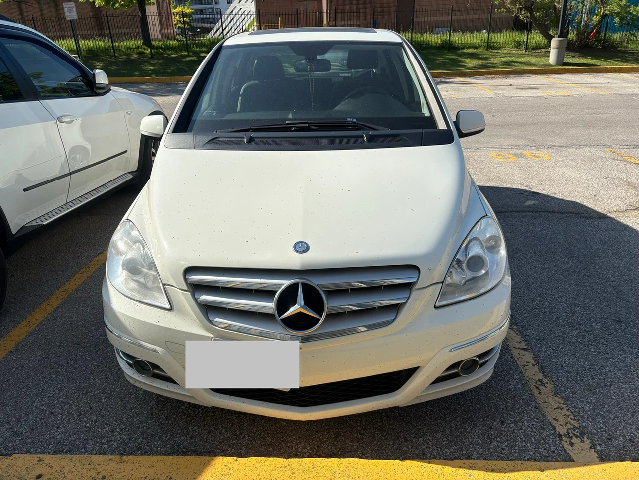 Mercedes Benz- B200 Turbo