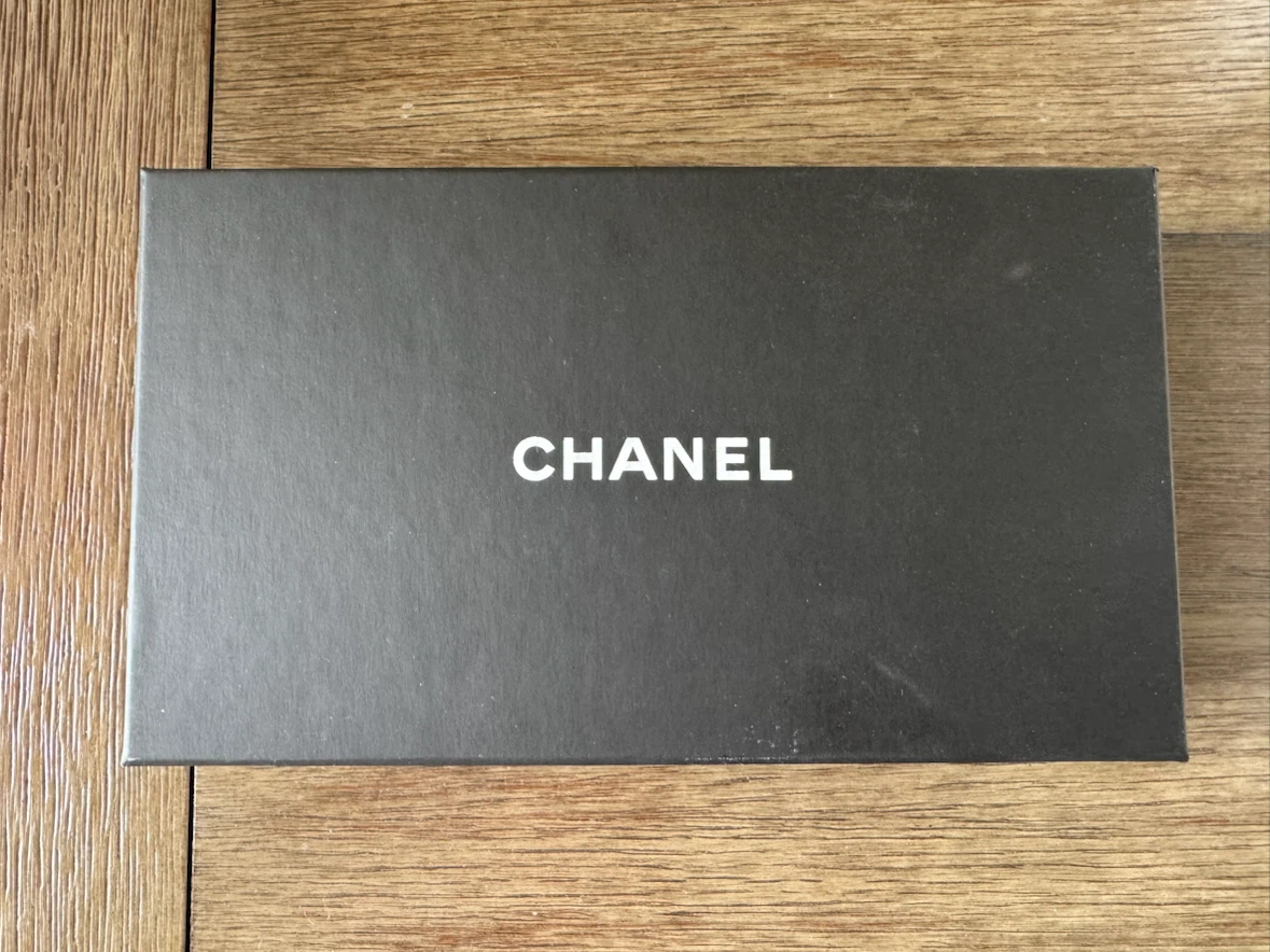 Chanel L-gusset zip Wallet Beige Quilted Gold Hardware UI - photo 3