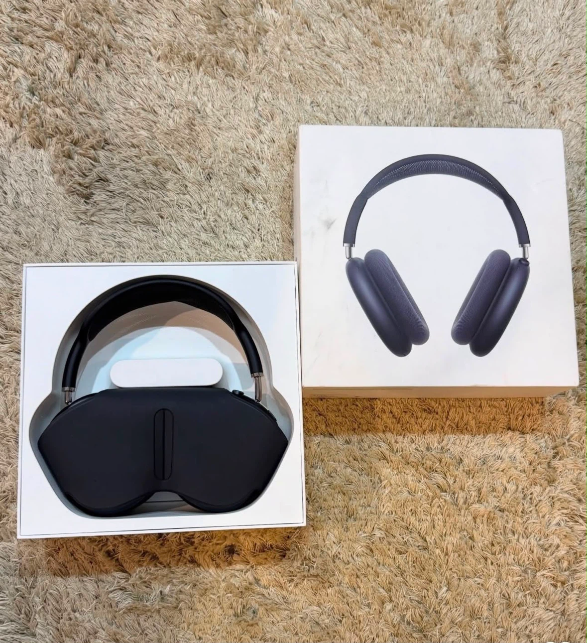 NEW airpods maxes - photo 2