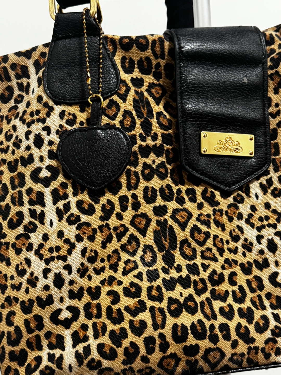 Leopard Print Tote Bag with Black Accents - photo 4
