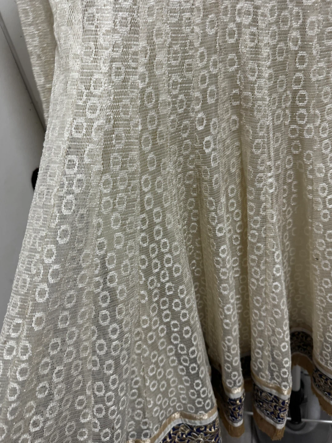 White and Blue Embroidered Kurti - photo 4