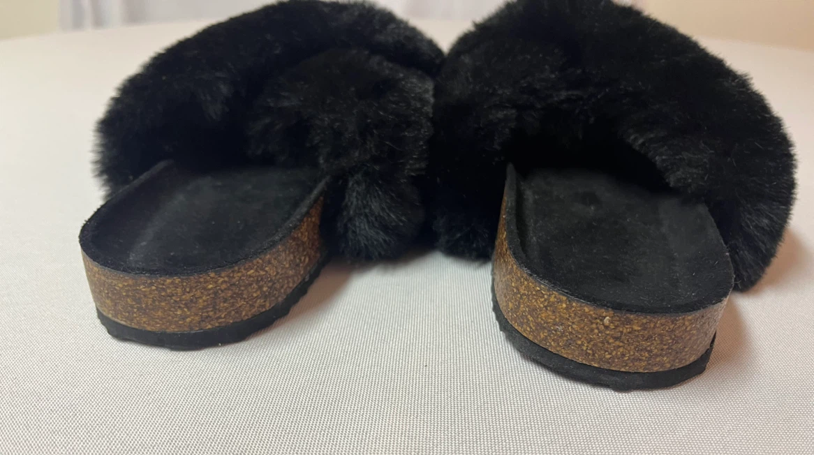 8 or 8.5 - New - Black Furry Slide Slippers - photo 4