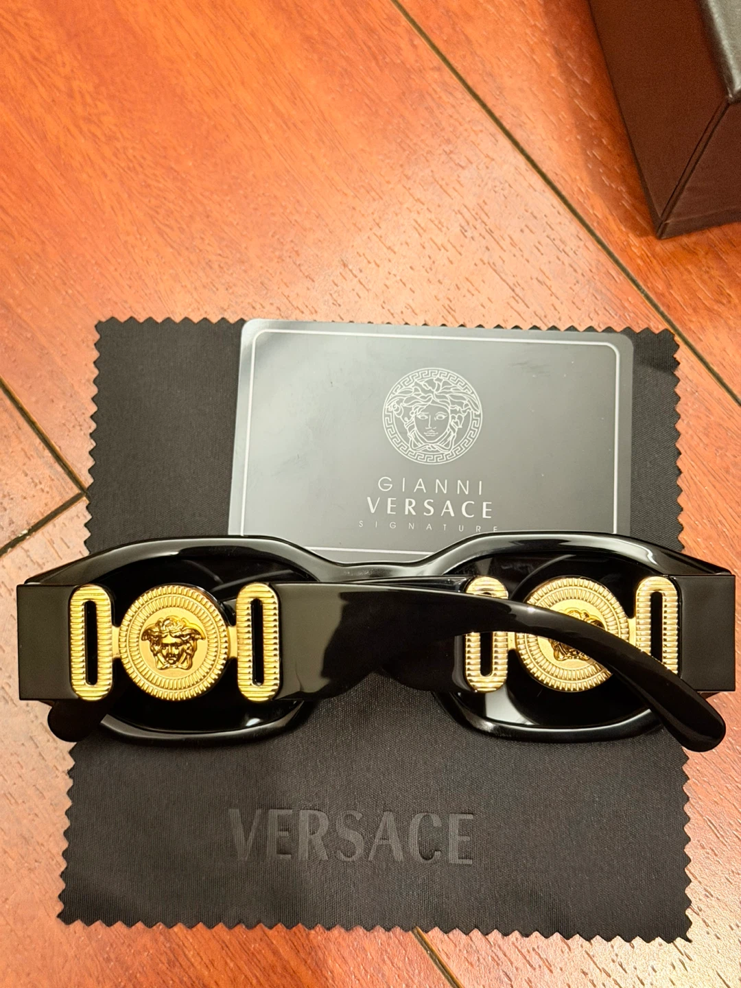Versace Sunglasses - photo 3