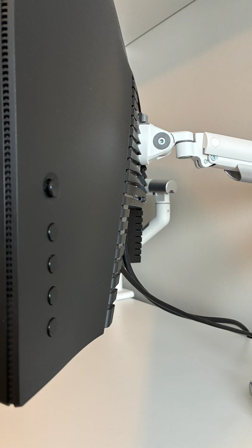 Dell 27” Gaming Monitor and monitor arm - photo 2