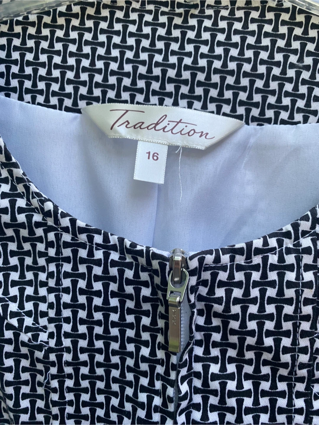 Tradition Women's Black & White Patterned Blazer - Size 16 - photo 3