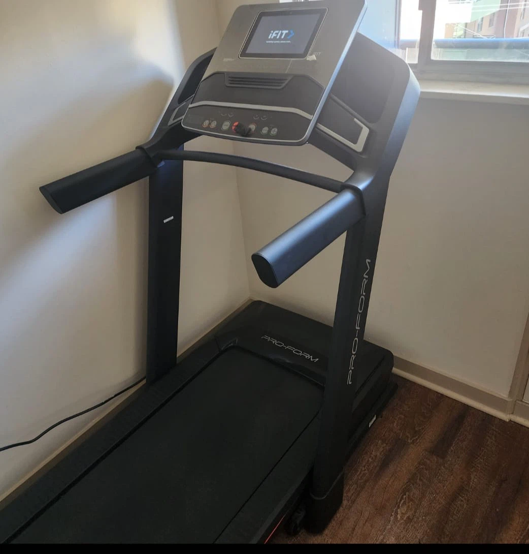 ProForm Treadmill with iFit - photo 5
