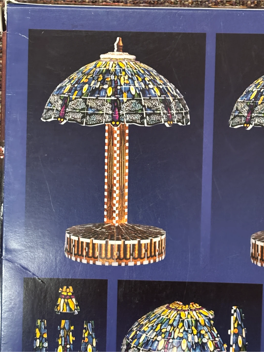 Puzz-3D Tiffany Lamp Puzzle - lights up! - photo 4