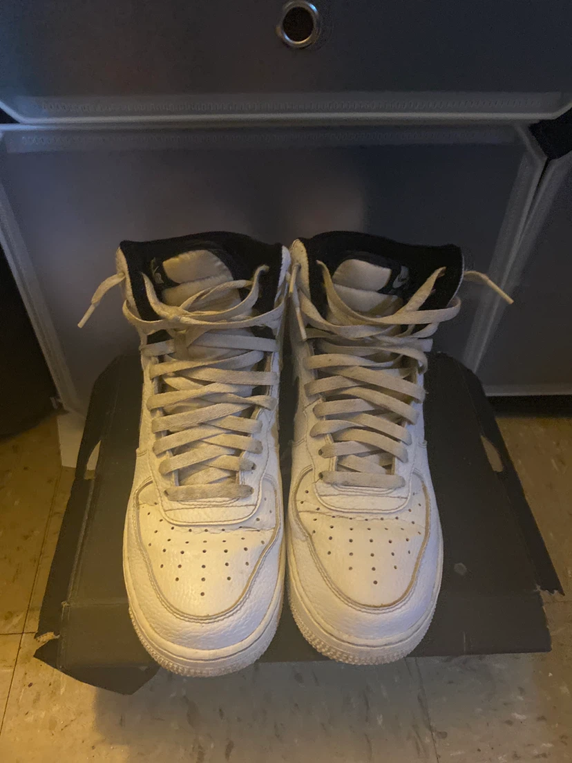 Nike Air Force 1 High Top Sneakers