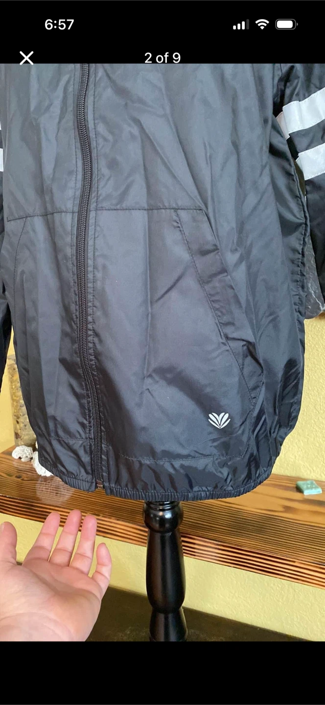 Forever 21 Thin Light Wind Breaker Jacket - photo 2