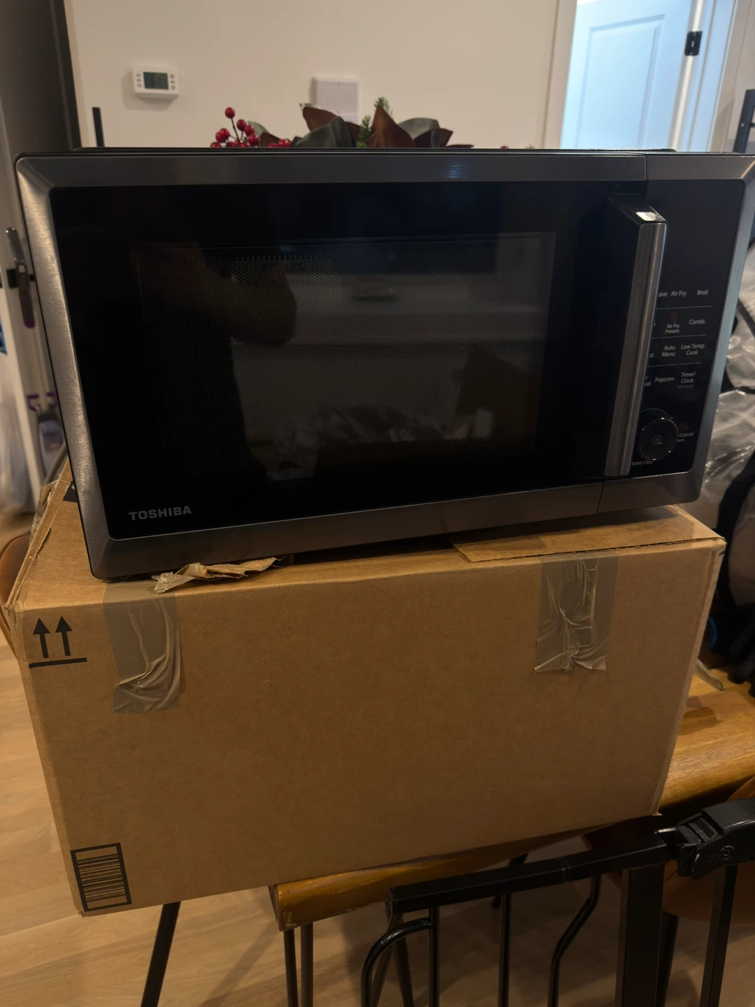 TOSHIBA Air Fryer Microwave Combo 1.0 Cu.Ft
