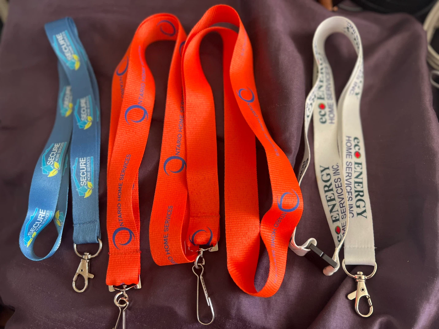 Lanyards and Retractable Badge Holders - photo 2