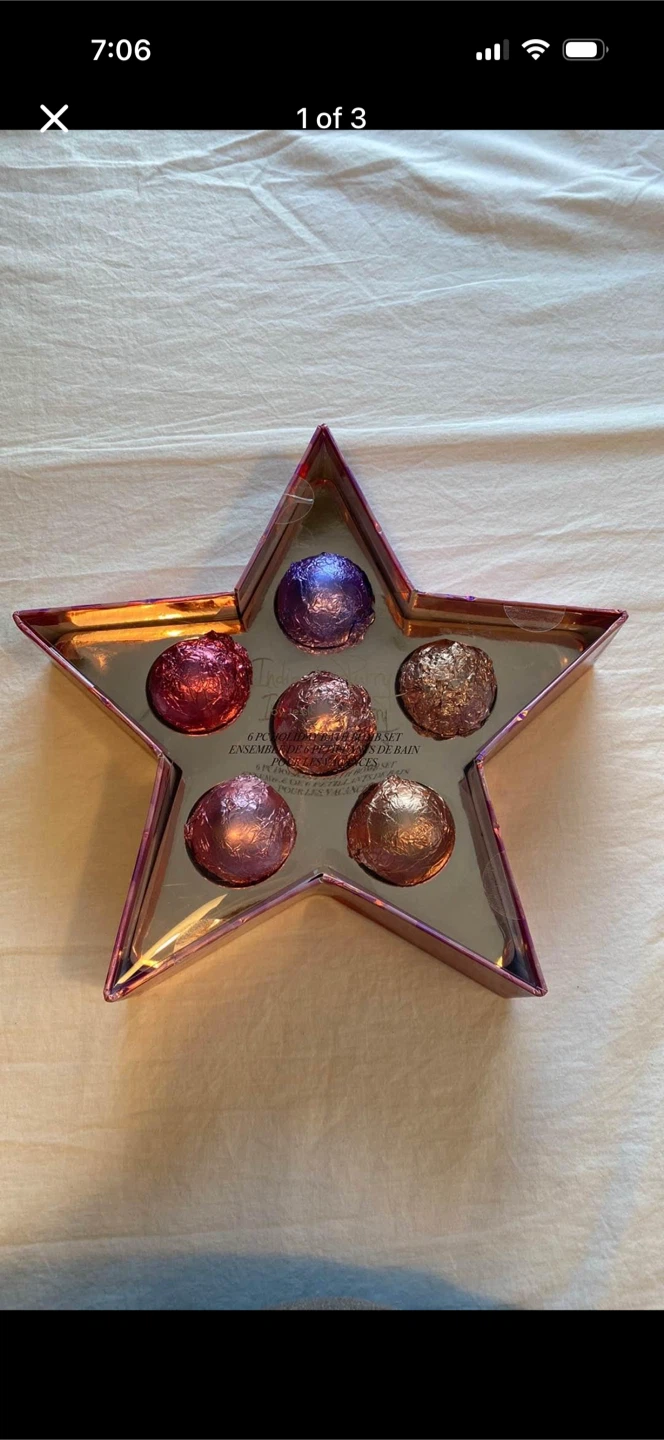 Jessica Hollander Berry Blush Bath Bombs