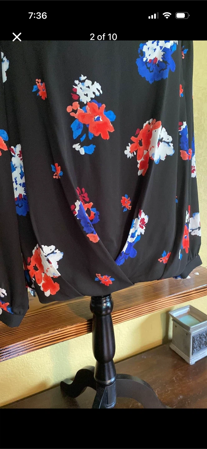 Vince Camuto Floral Blouse With Open Slits in Sleeve Tops - photo 2