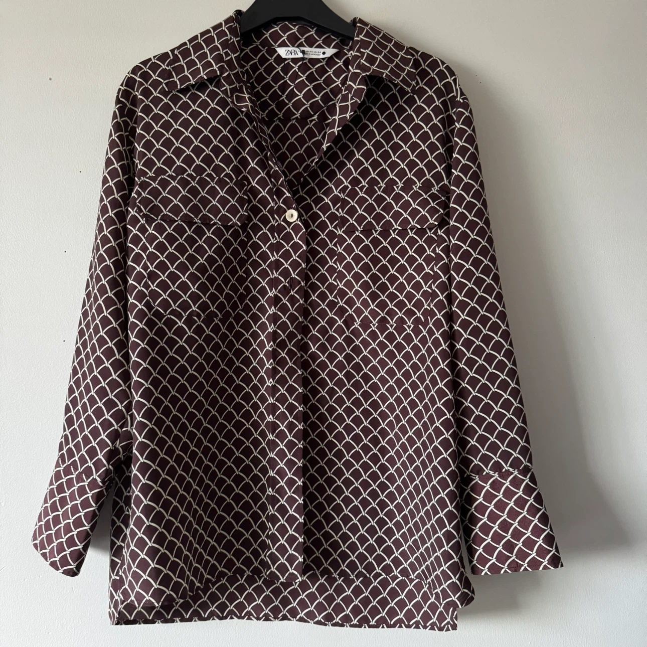 ZARA Printed Long Sleeve Button-Up Shirt - XS