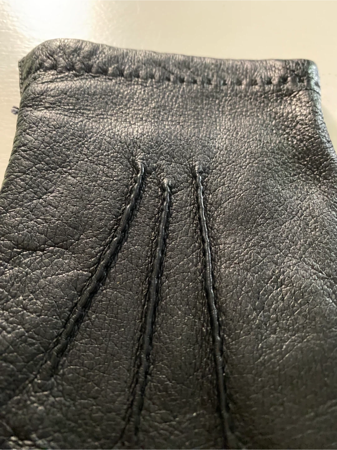 Martin Genuine Leather Gloves Size 8 - photo 2