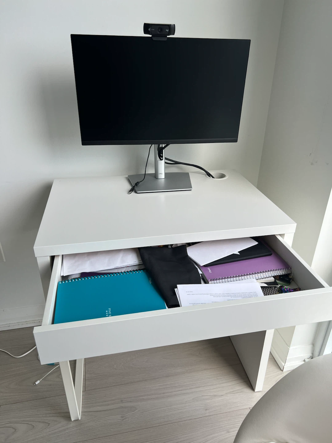 IKEA study/vanity desk - photo 2