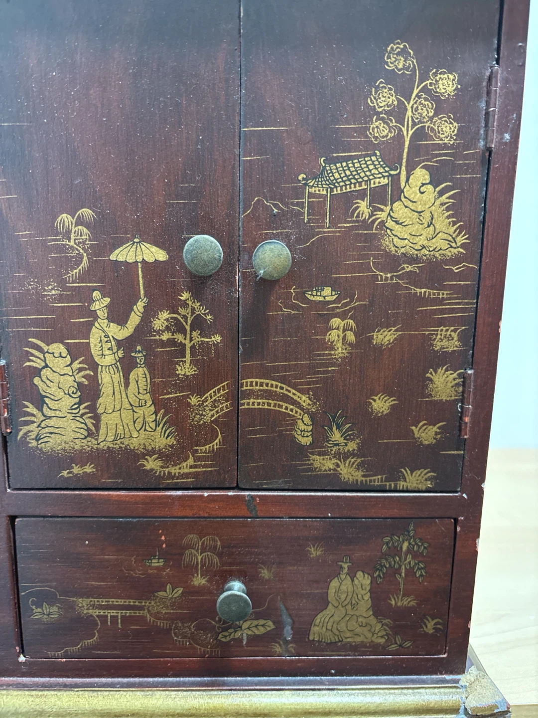 Antique jewelry box with carving - photo 5