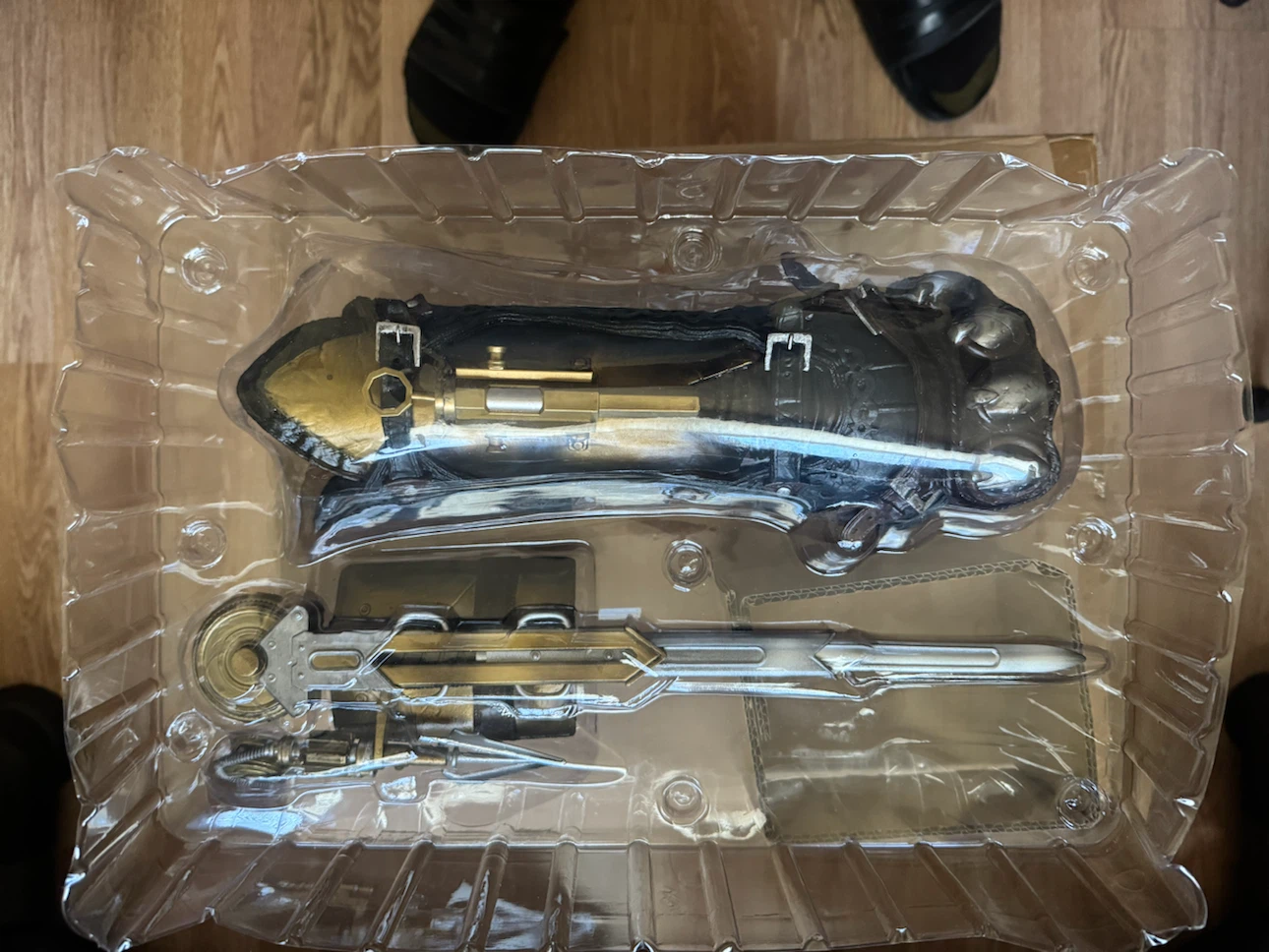 Assassin's Creed Syndicate Gauntlet with Hidden Blade - photo 5