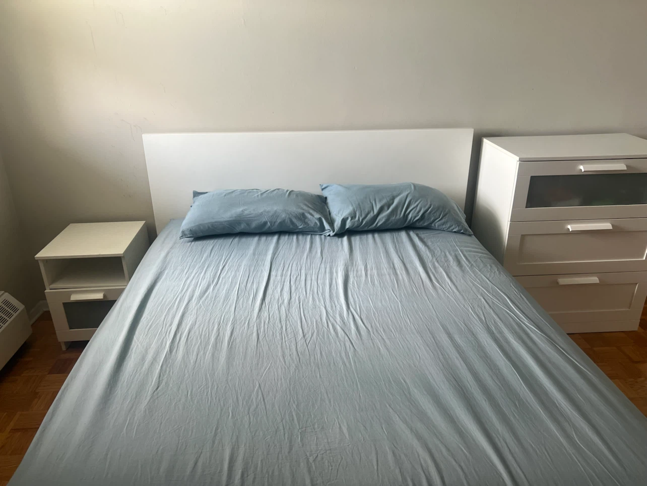 White Storage Bed Frame with Headboard - photo 3