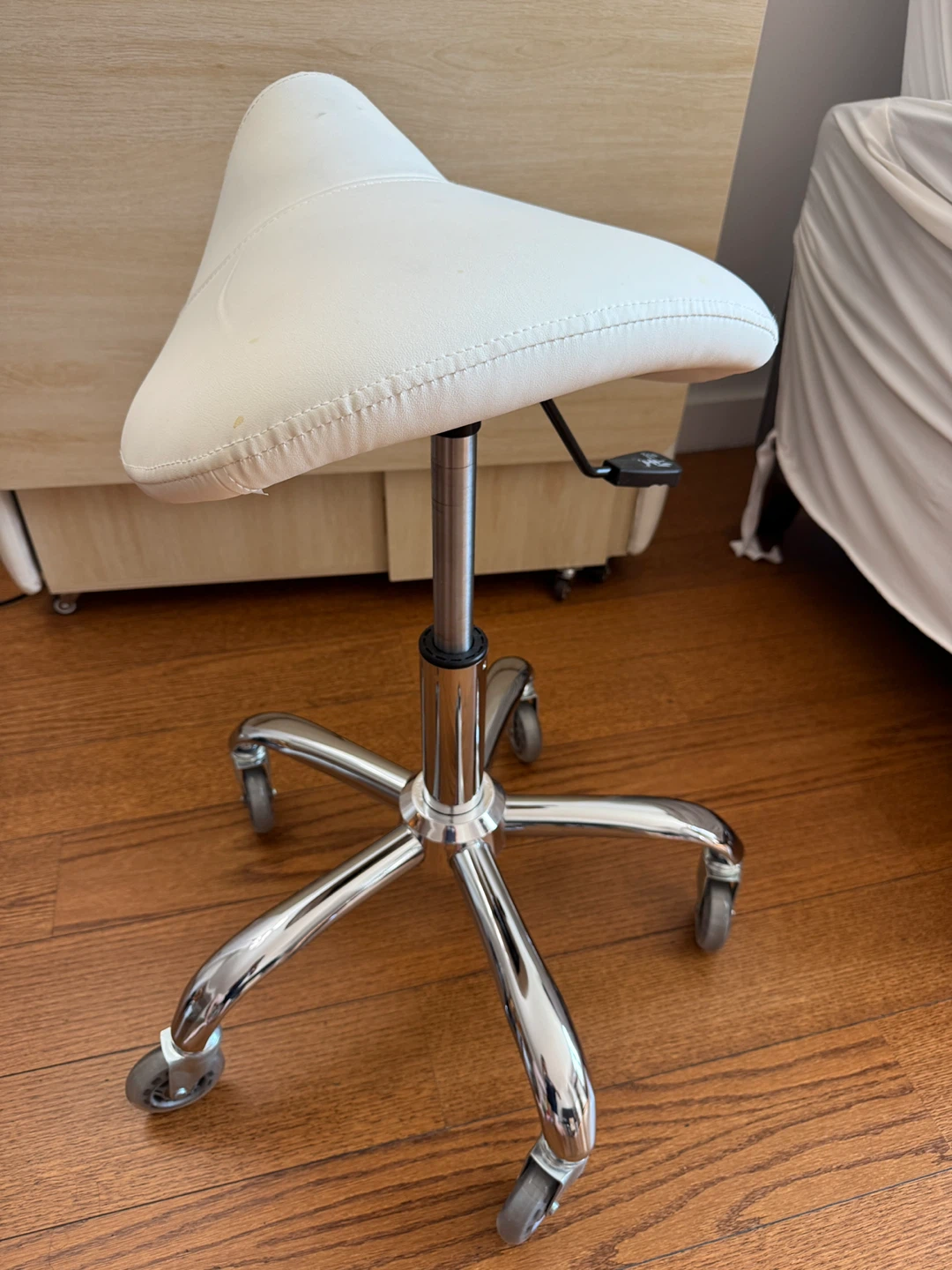 White Saddle Stool Chair