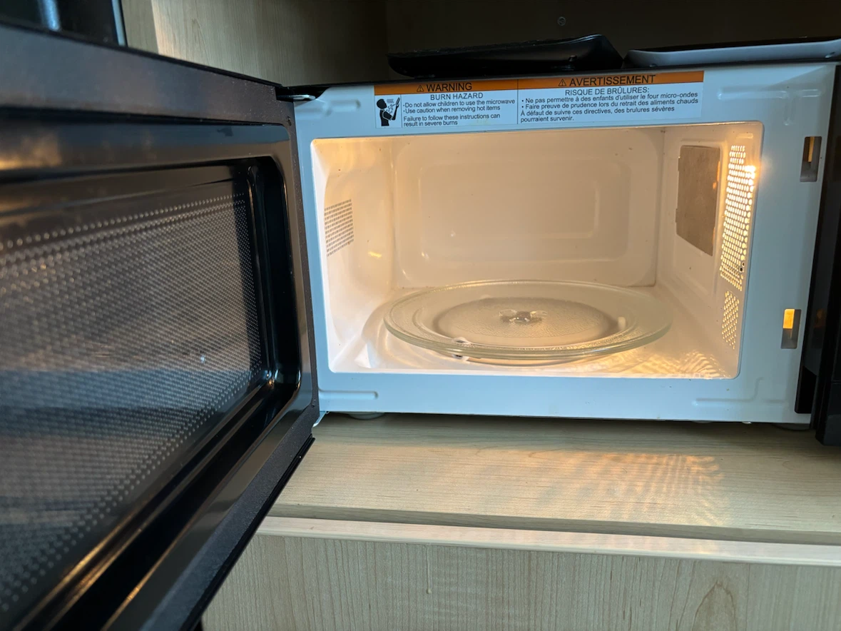 Microwave - photo 2
