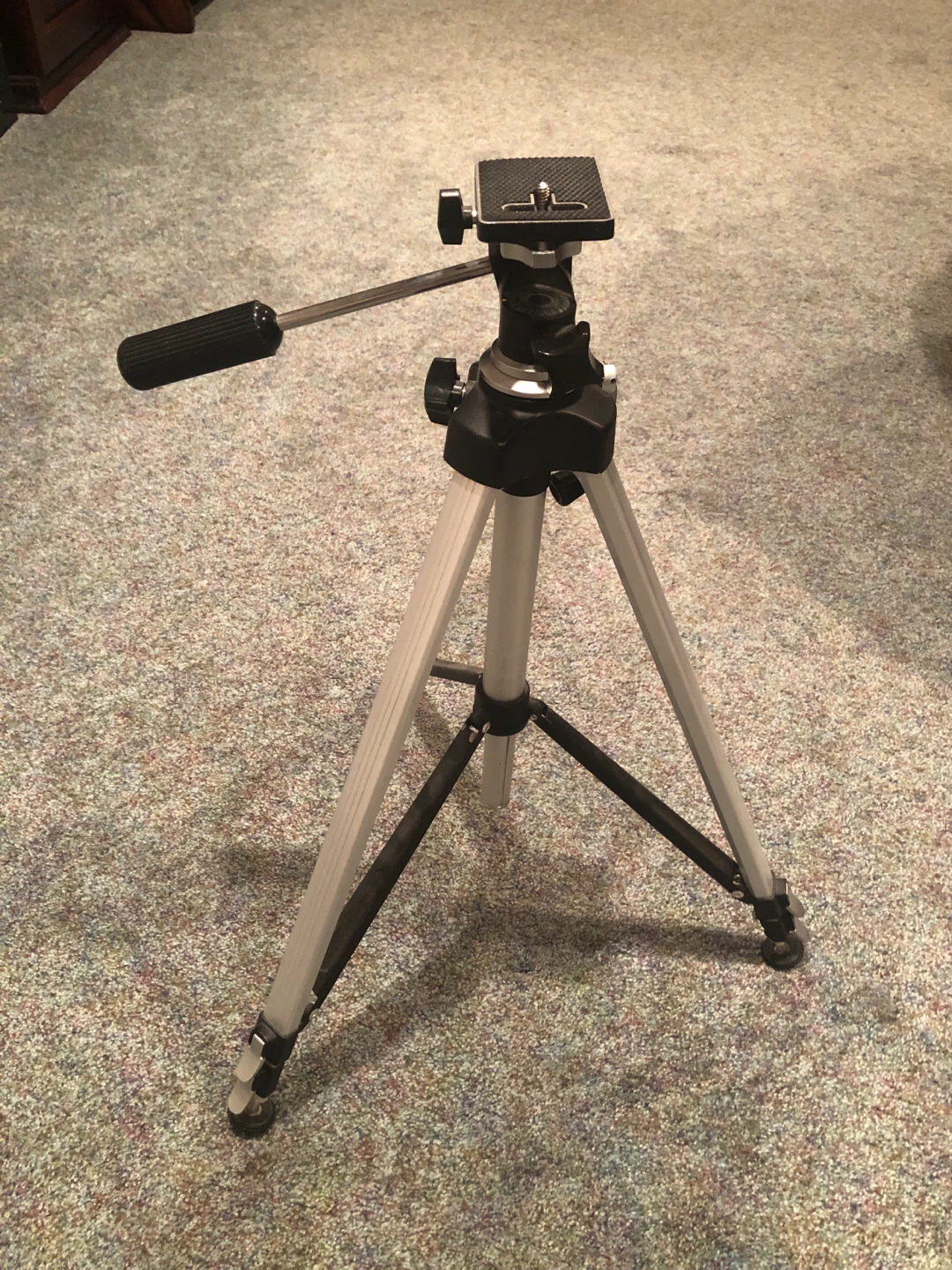 Camera Tripod with Pan Handle
