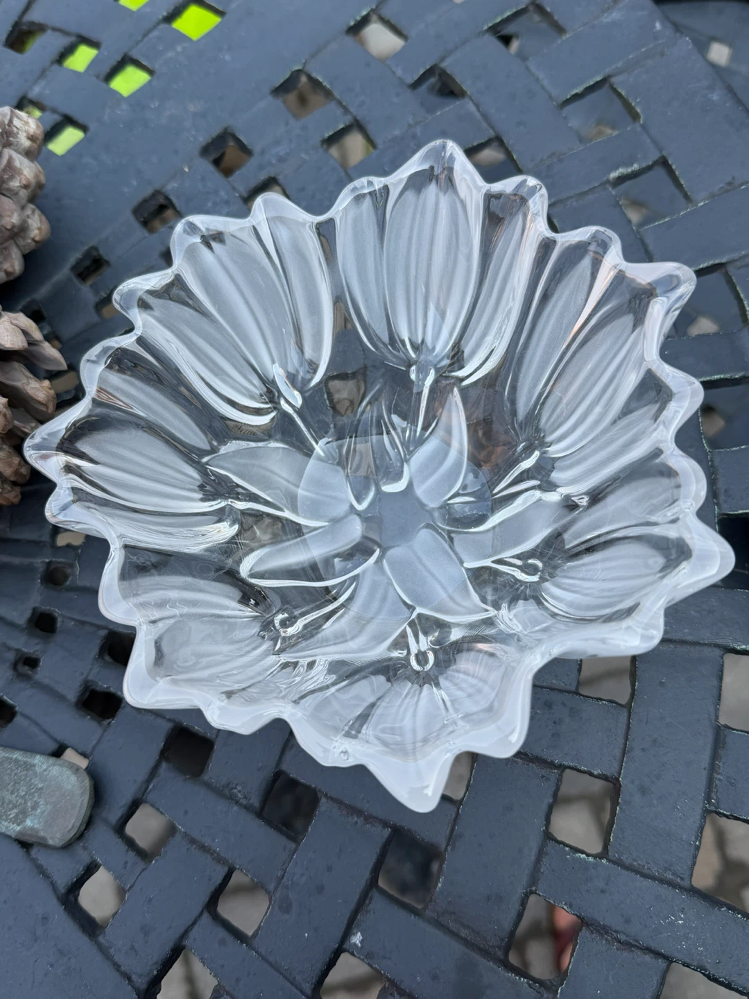 Walther Glass Germany Frosted Flower Bowl