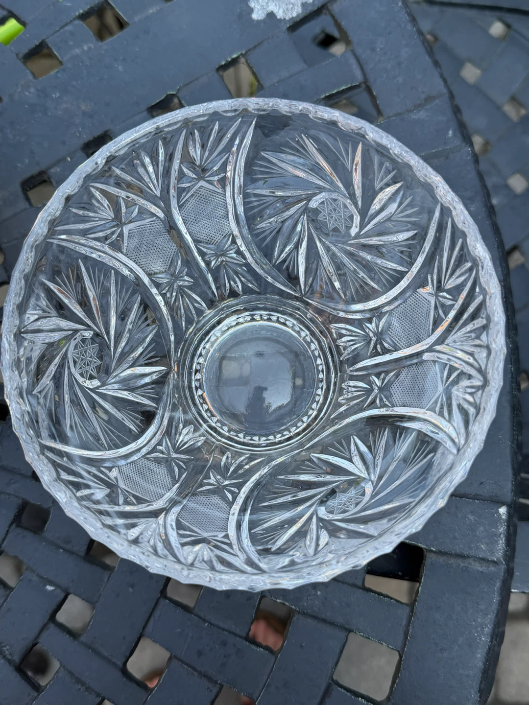 Crystal Cut Star of David Pinwheel Footed Bowl