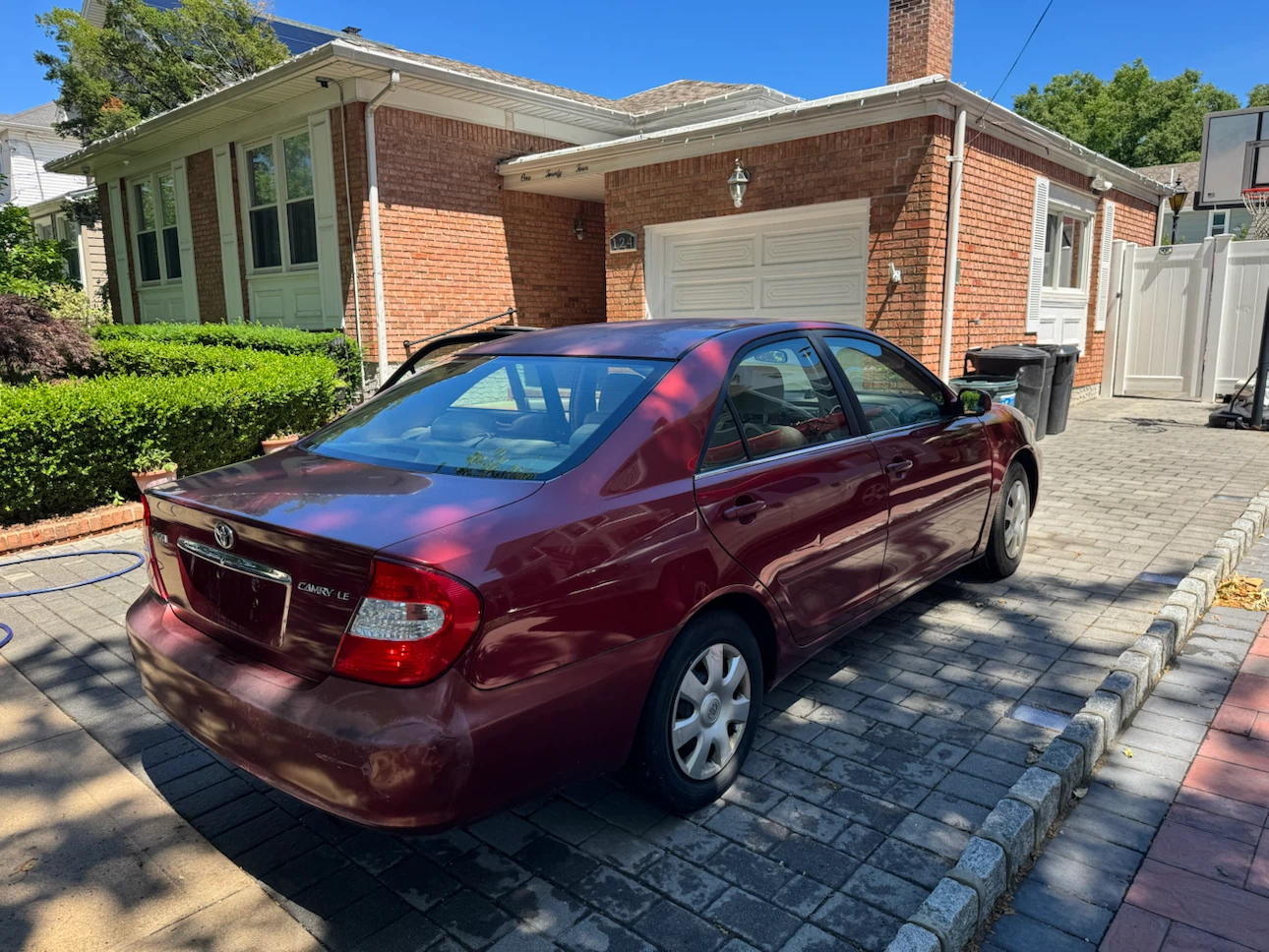 2004 Toyota Camry - photo 2