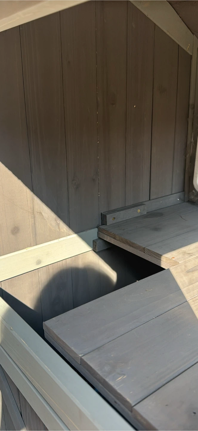 Wooden cat  Coop with Window - photo 3