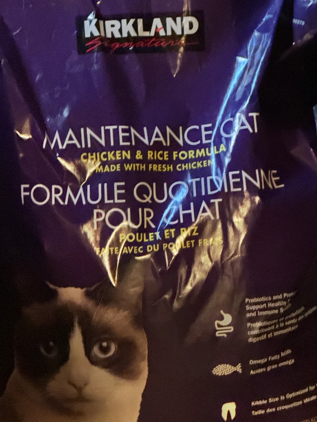Very cheap cat food and litter - photo 2