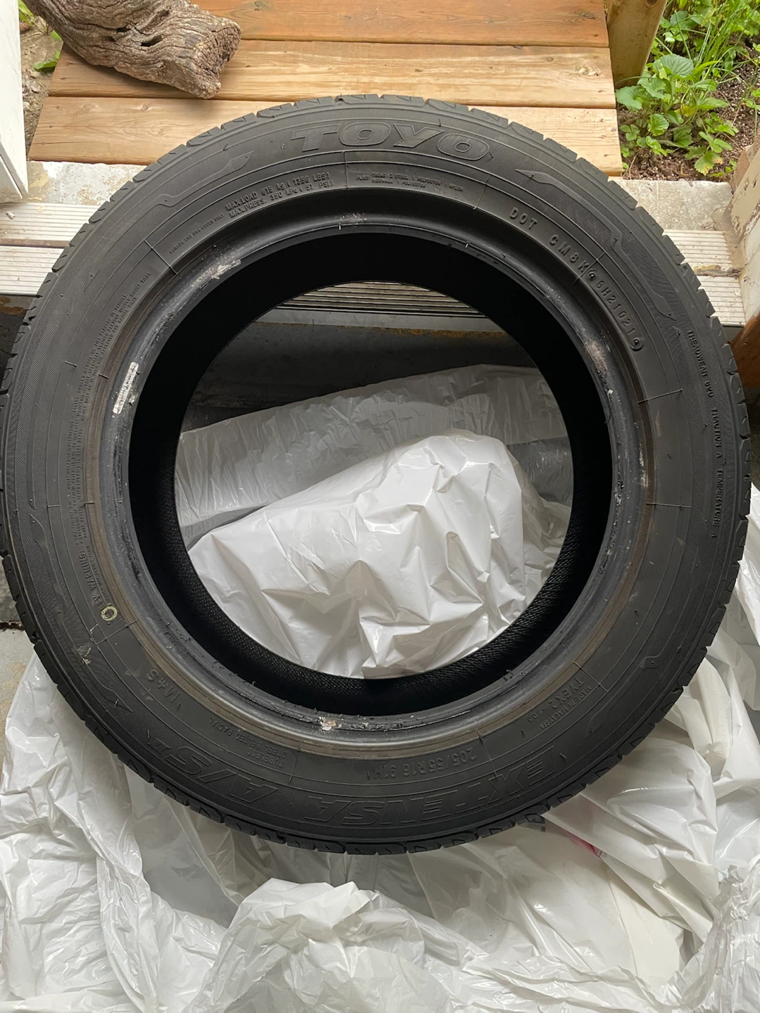 Toyo Extensa 205/55R16 Tires(2) - photo 3