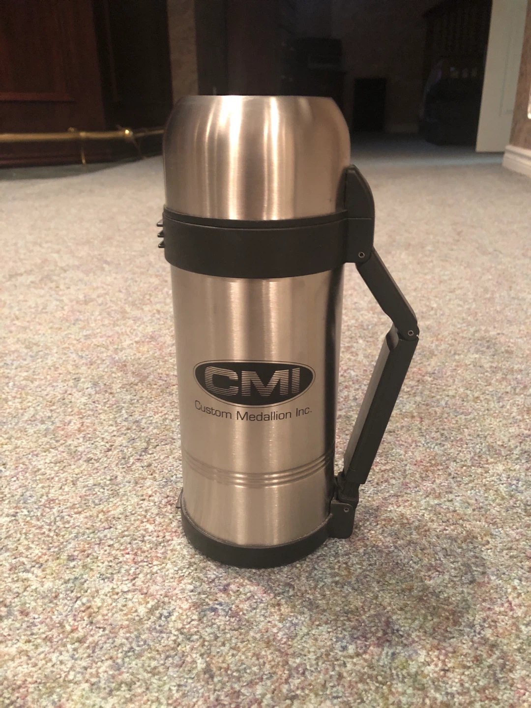 CMI Custom Medallion Inc. Thermos