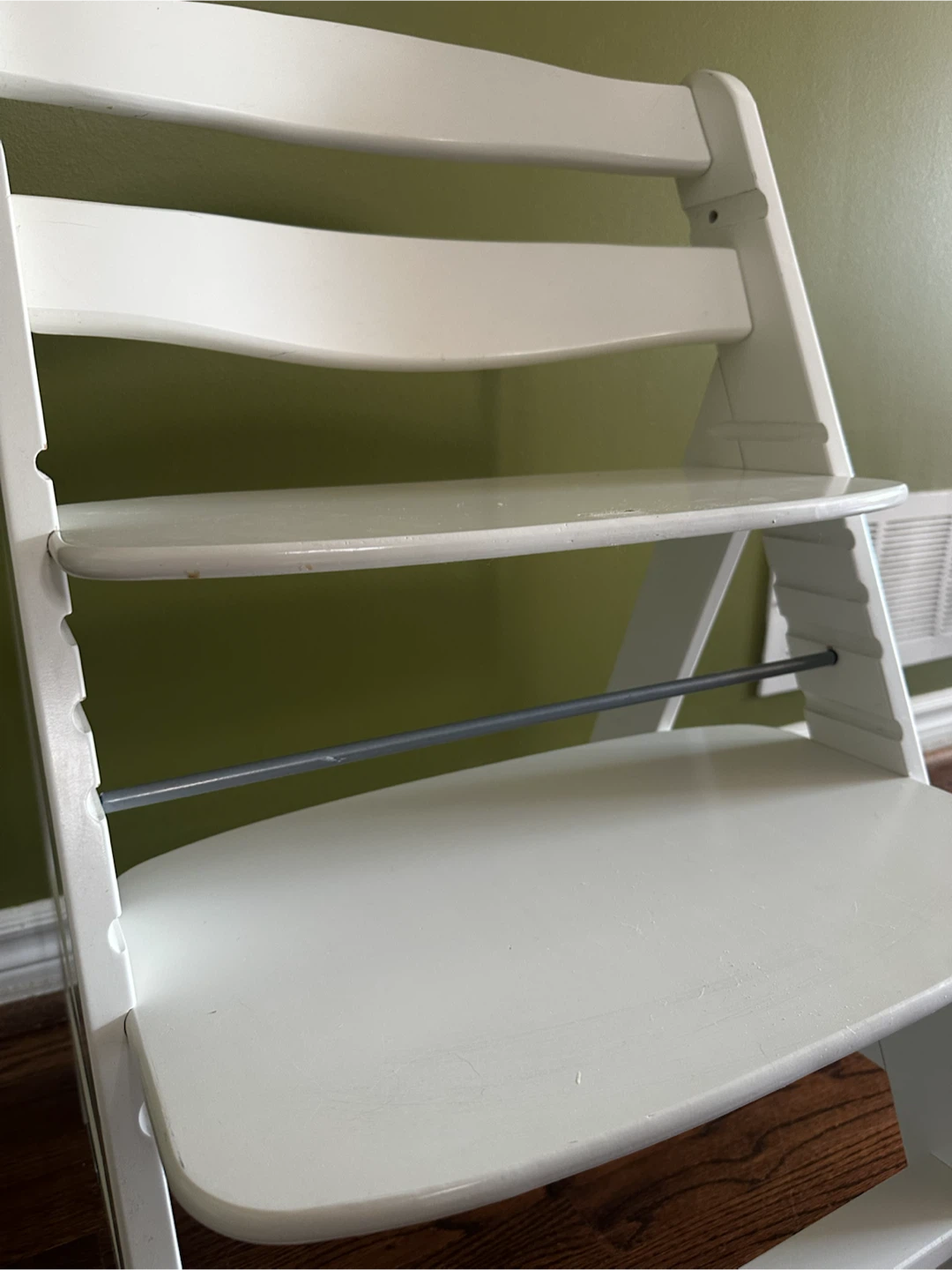 White High Chair - photo 3