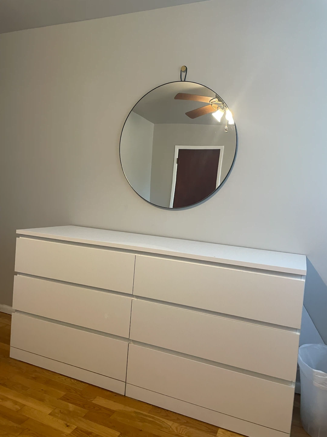 White 6-Drawer Dresser - photo 2