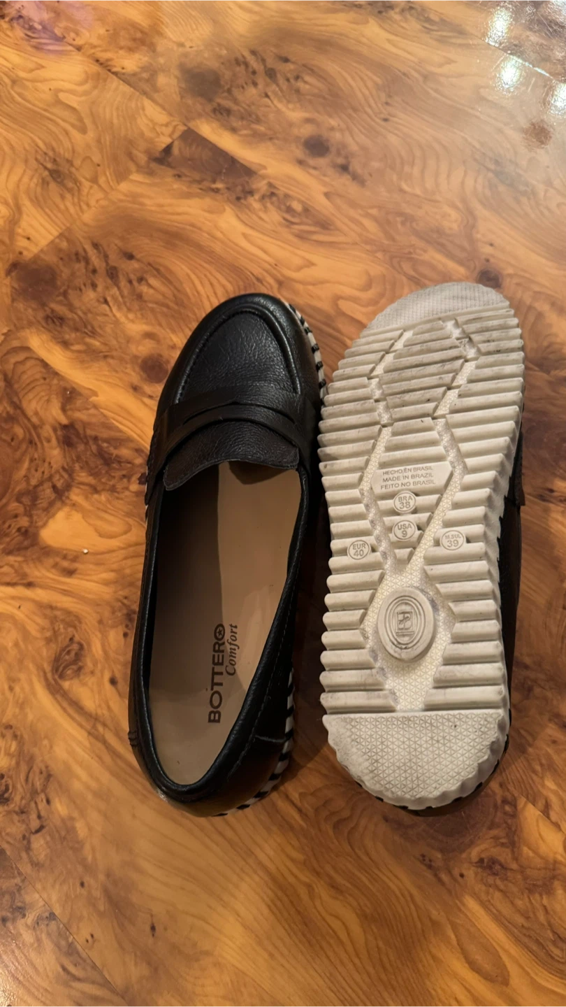 Bottero Comfort Black Loafers - Size 9 - photo 4