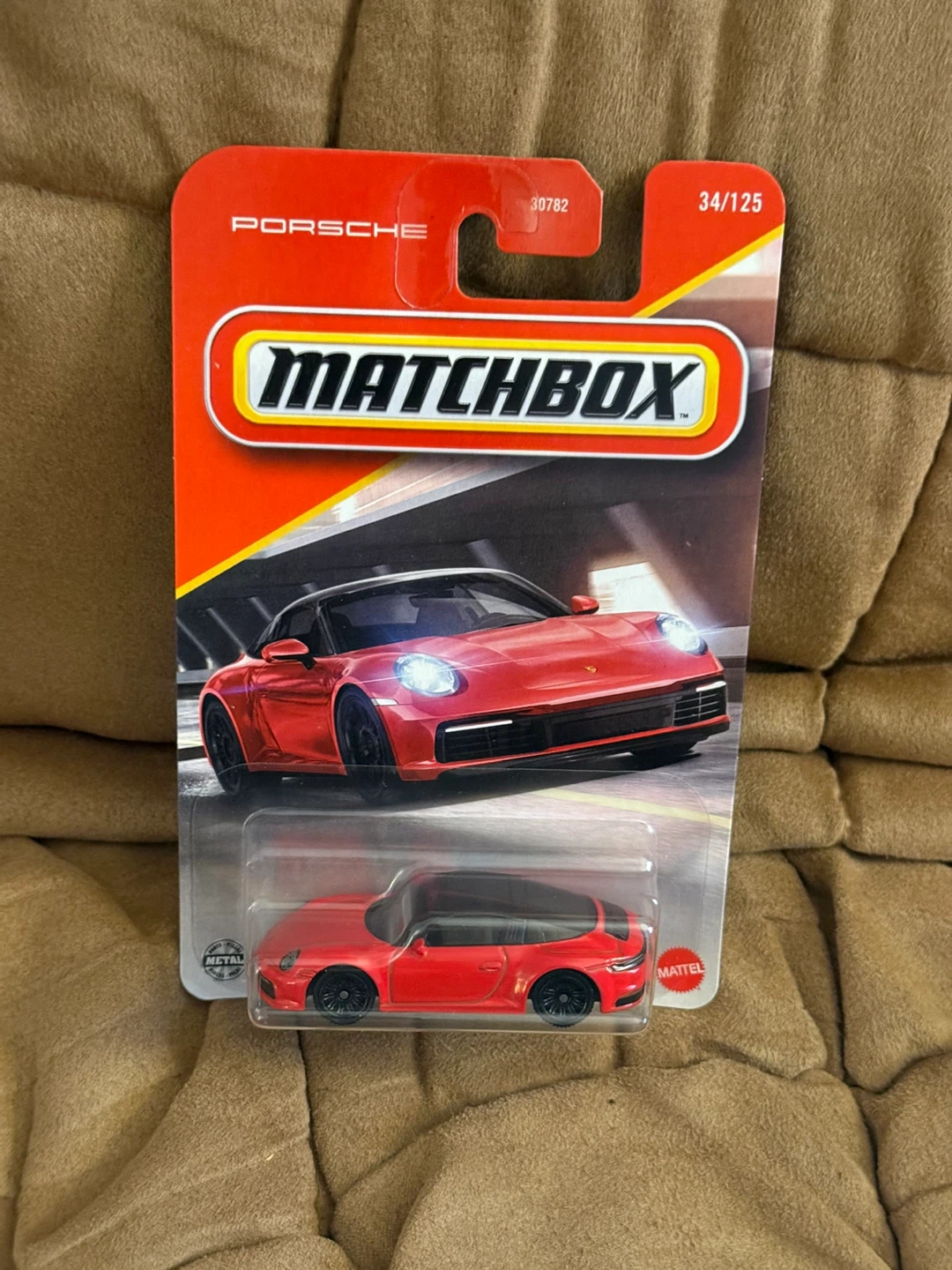 Matchbox Porsche 911 Targa Die-Cast Cars lot of 2 - photo 3