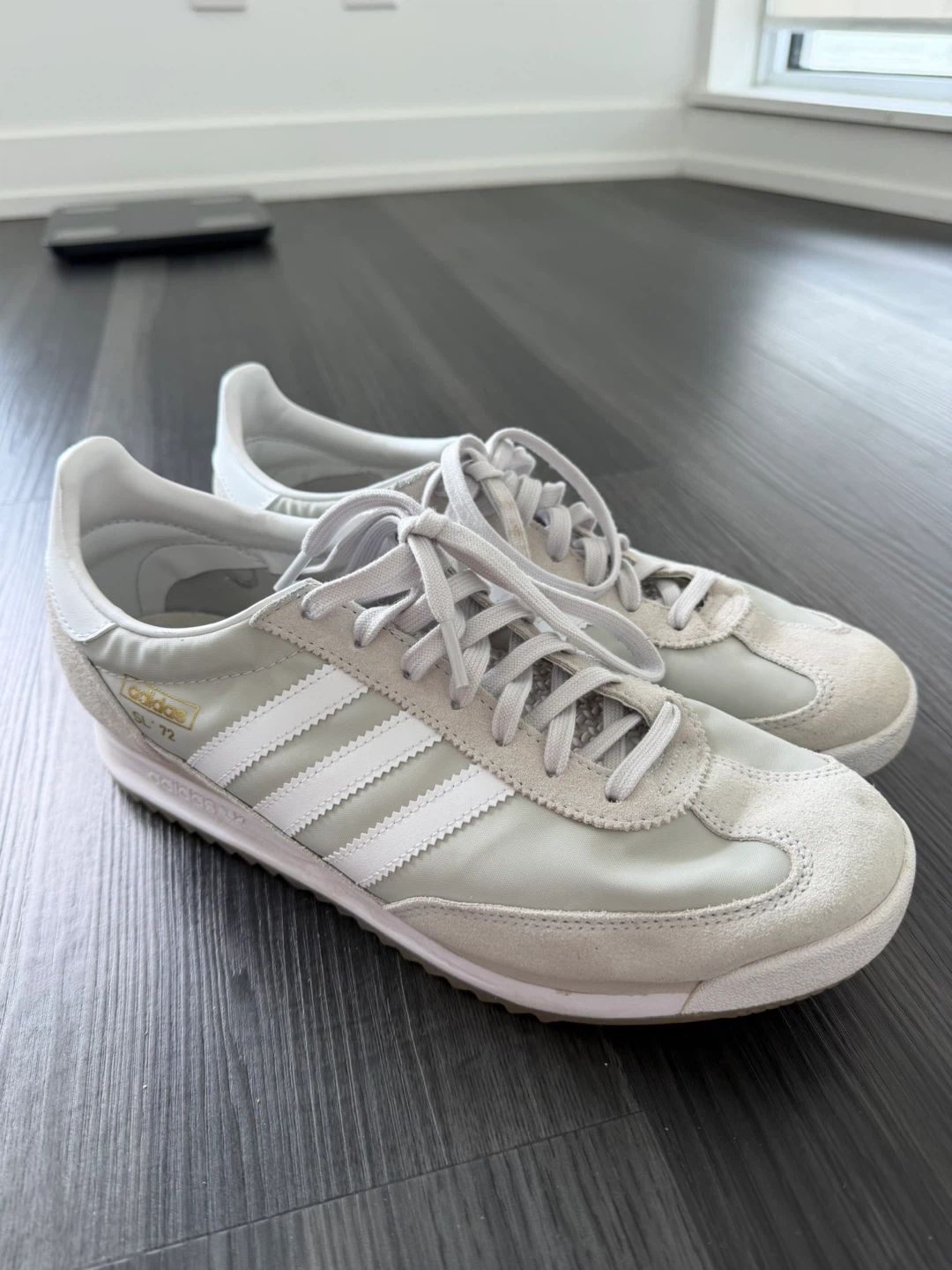 Adidas SL’72 Grey & White Sneakers