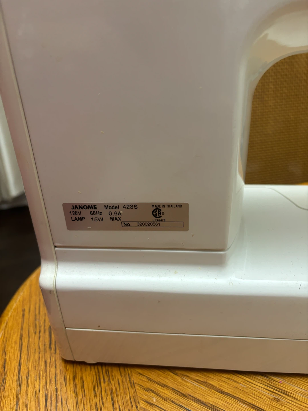 Janome 423S Sewing Machine - photo 4