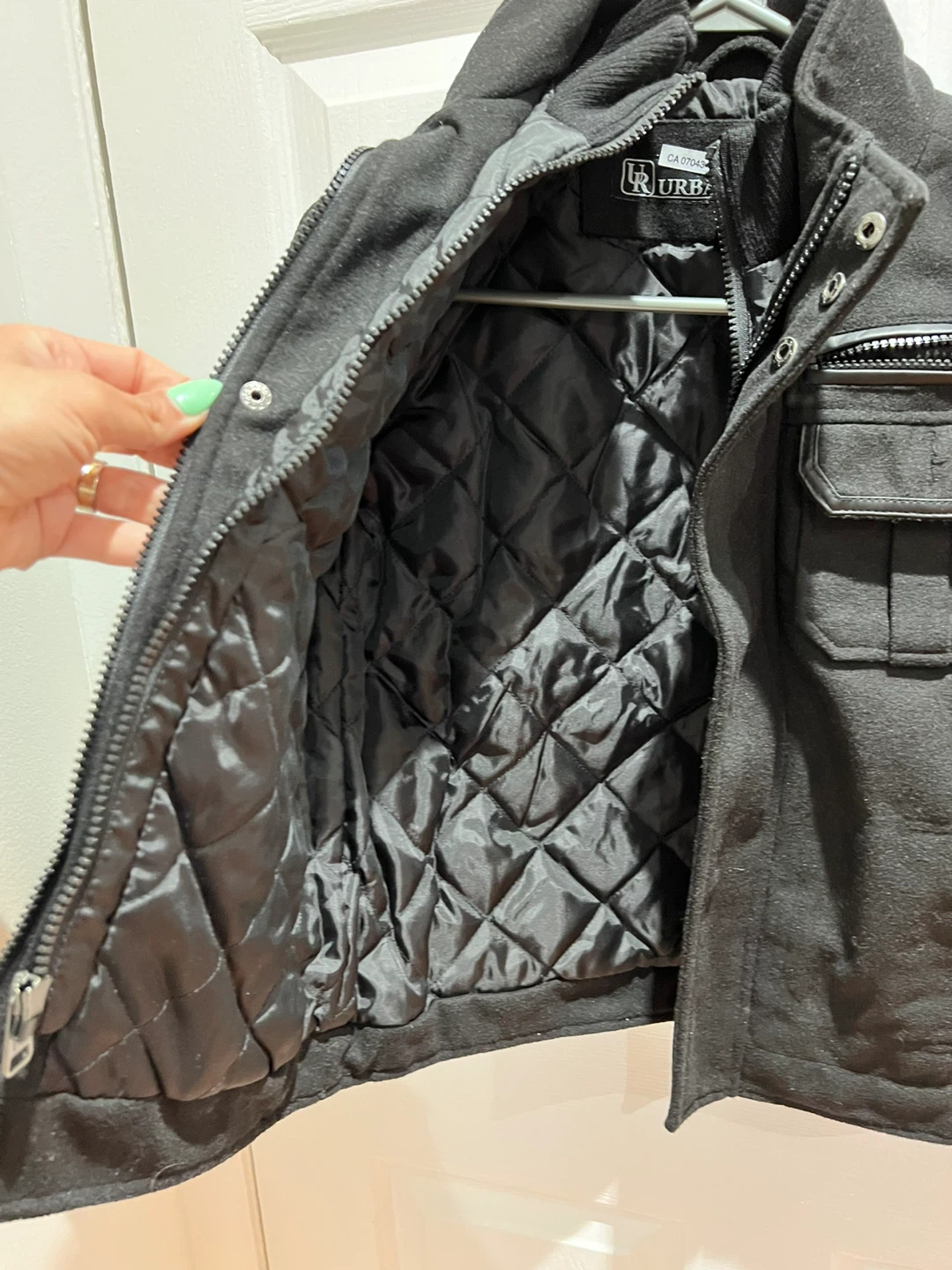 Urban Republic Boy’s Black Winter jacket - photo 3