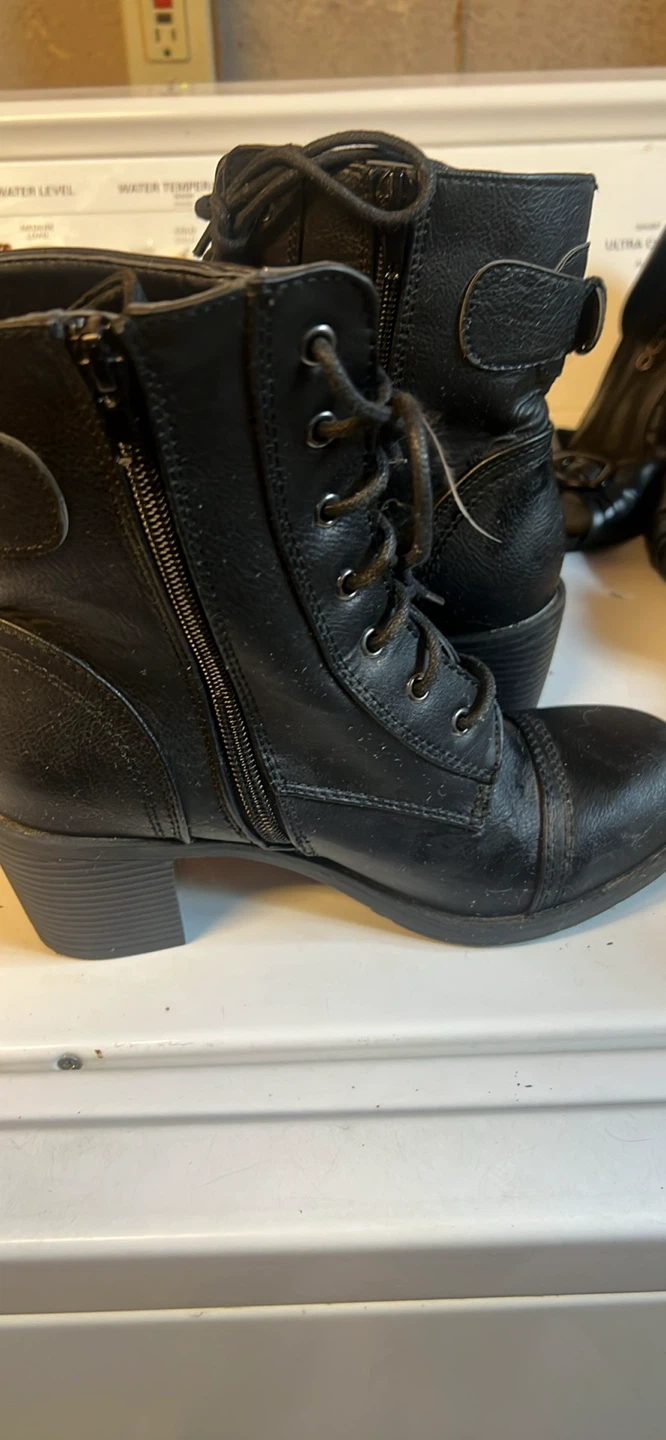 Black Lace-Up Ankle Boots Size 6.5