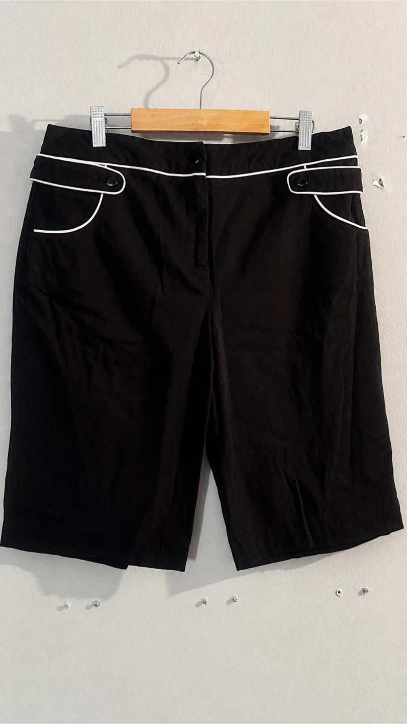 Larry Levine Black Shorts Size 10 - photo 2